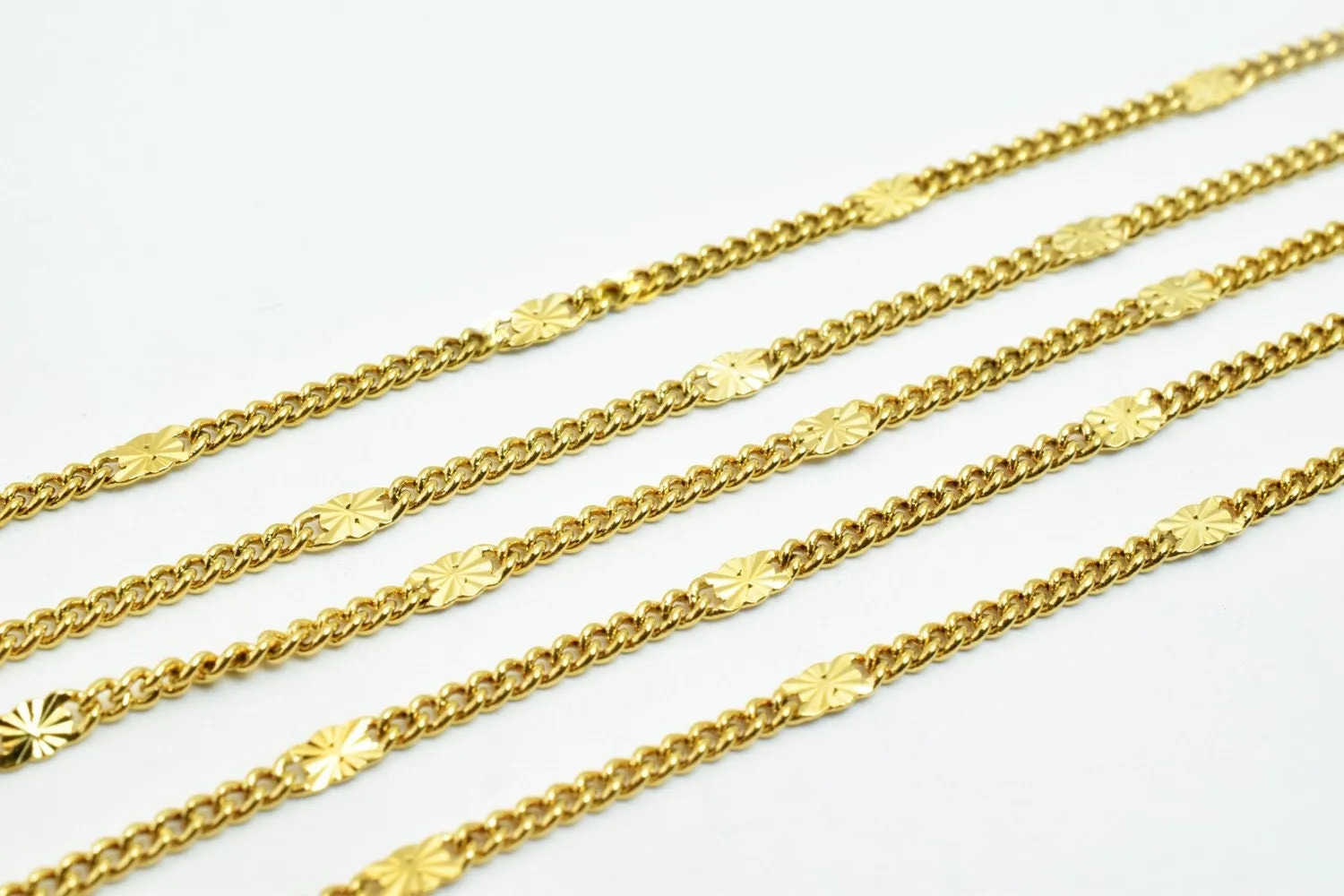 2.5mm 18K Gold Plated* tarnish resistant Chain Sold by Foot For Jewelry Making GFC074