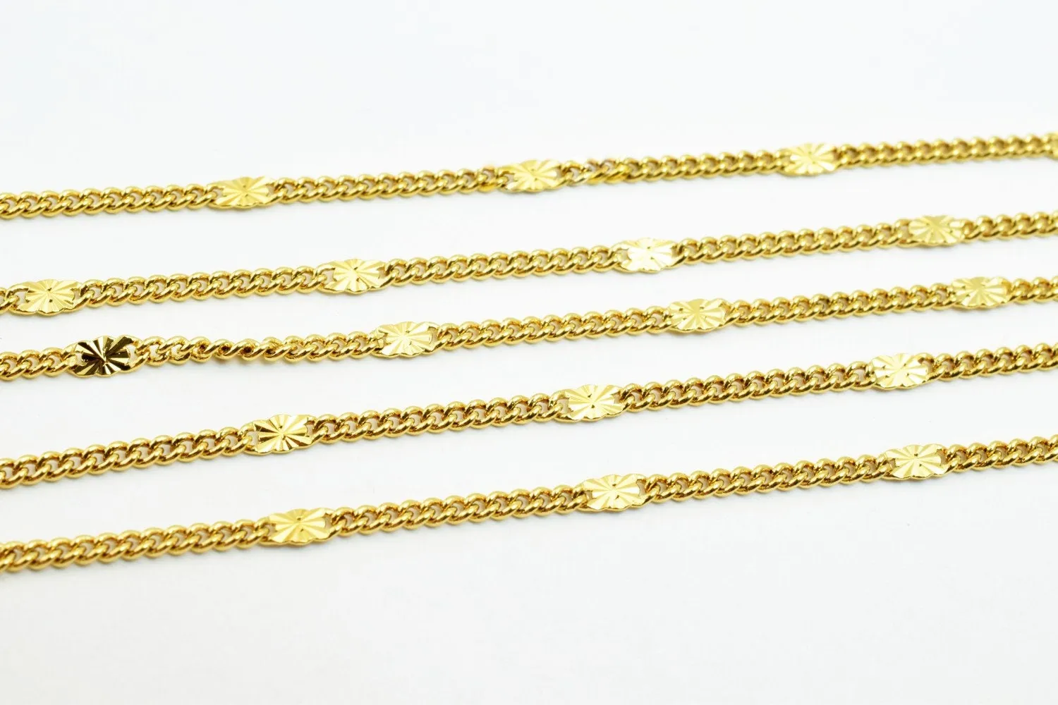 2.5mm 18K Gold Plated* tarnish resistant Chain Sold by Foot For Jewelry Making GFC074