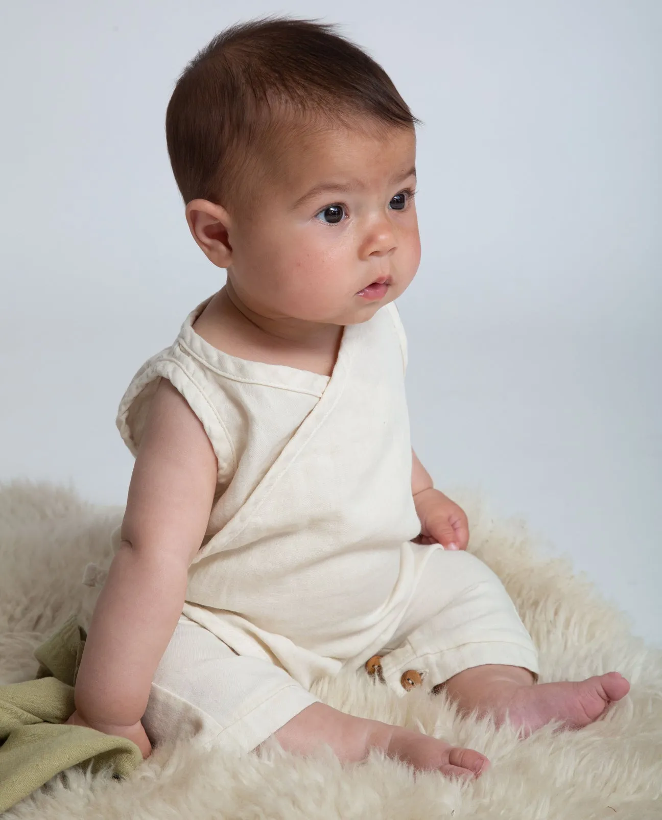 Evan Organic Cotton Baby Romper In Ecru