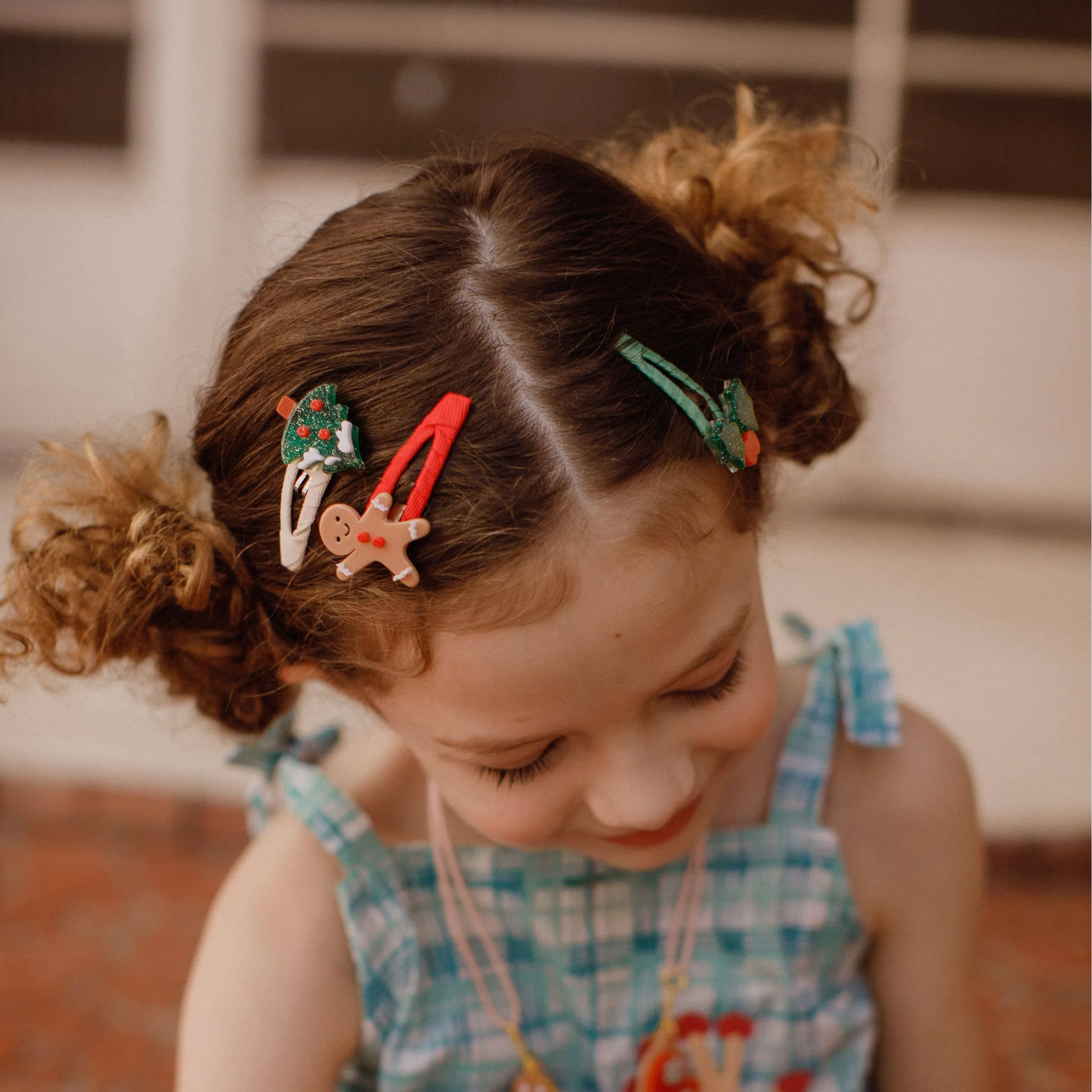 Gingerbread Tree & Mistletoe Holiday Snap Hair Clips