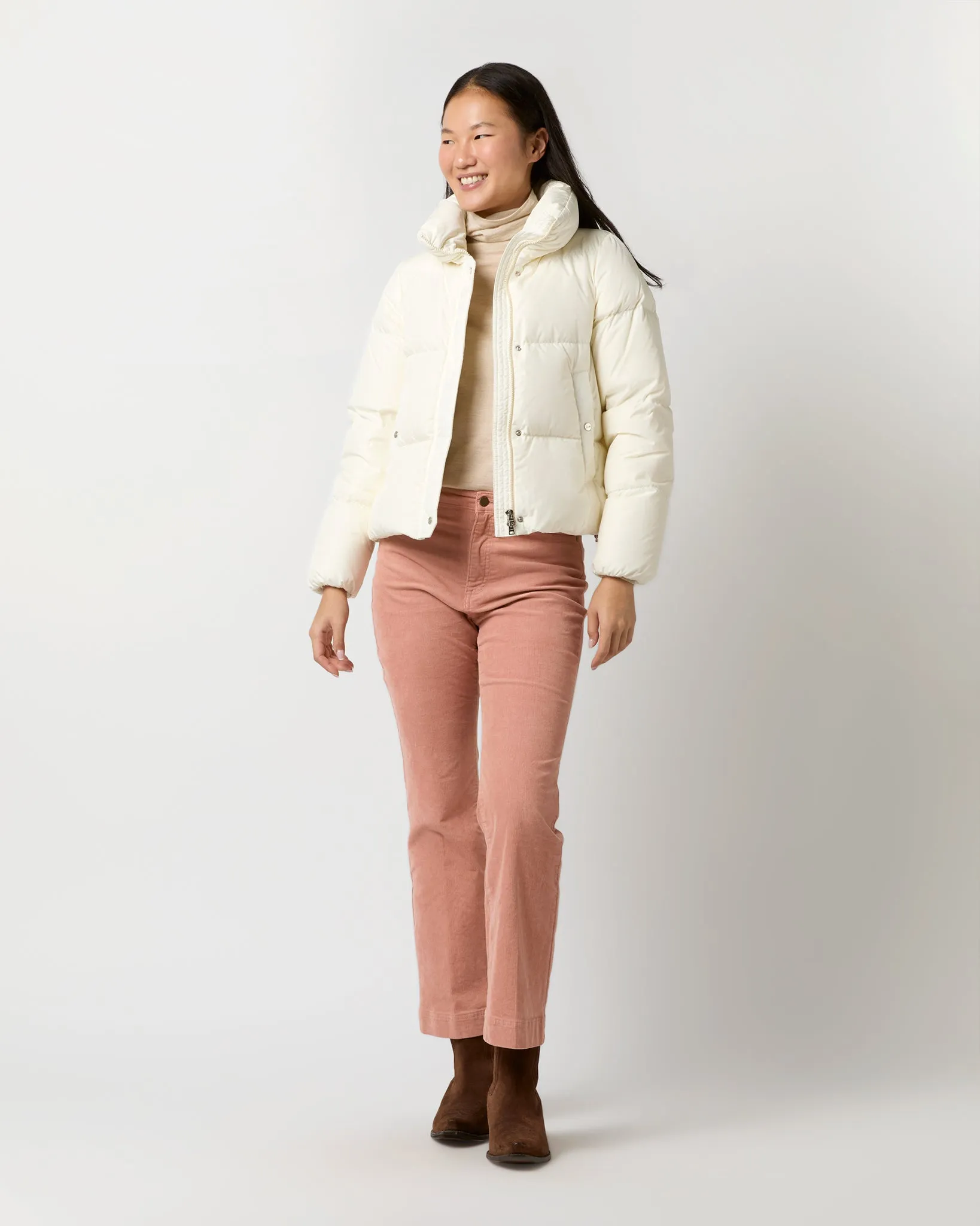 Heavy Nylon Quilted Short Jacket in White