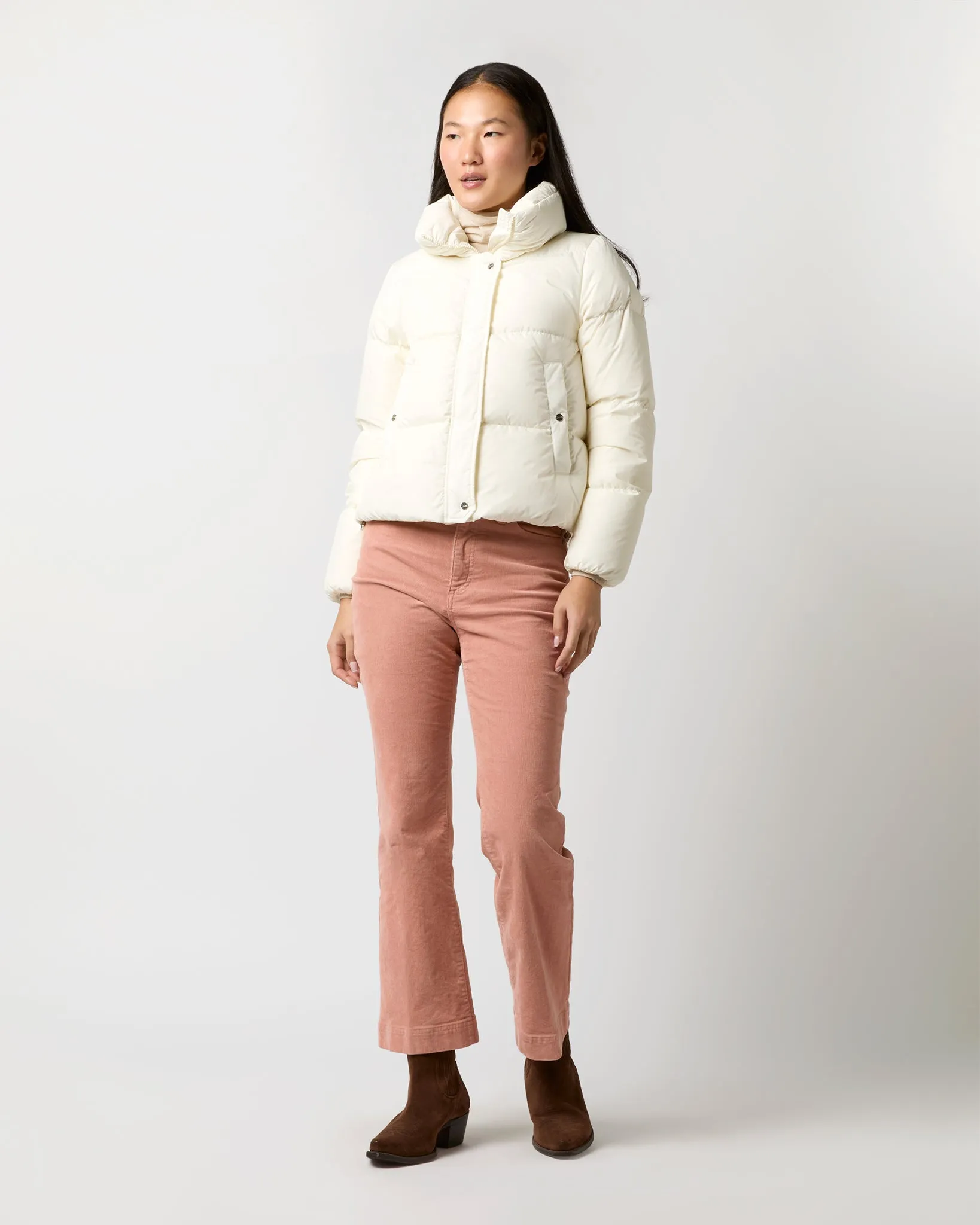 Heavy Nylon Quilted Short Jacket in White