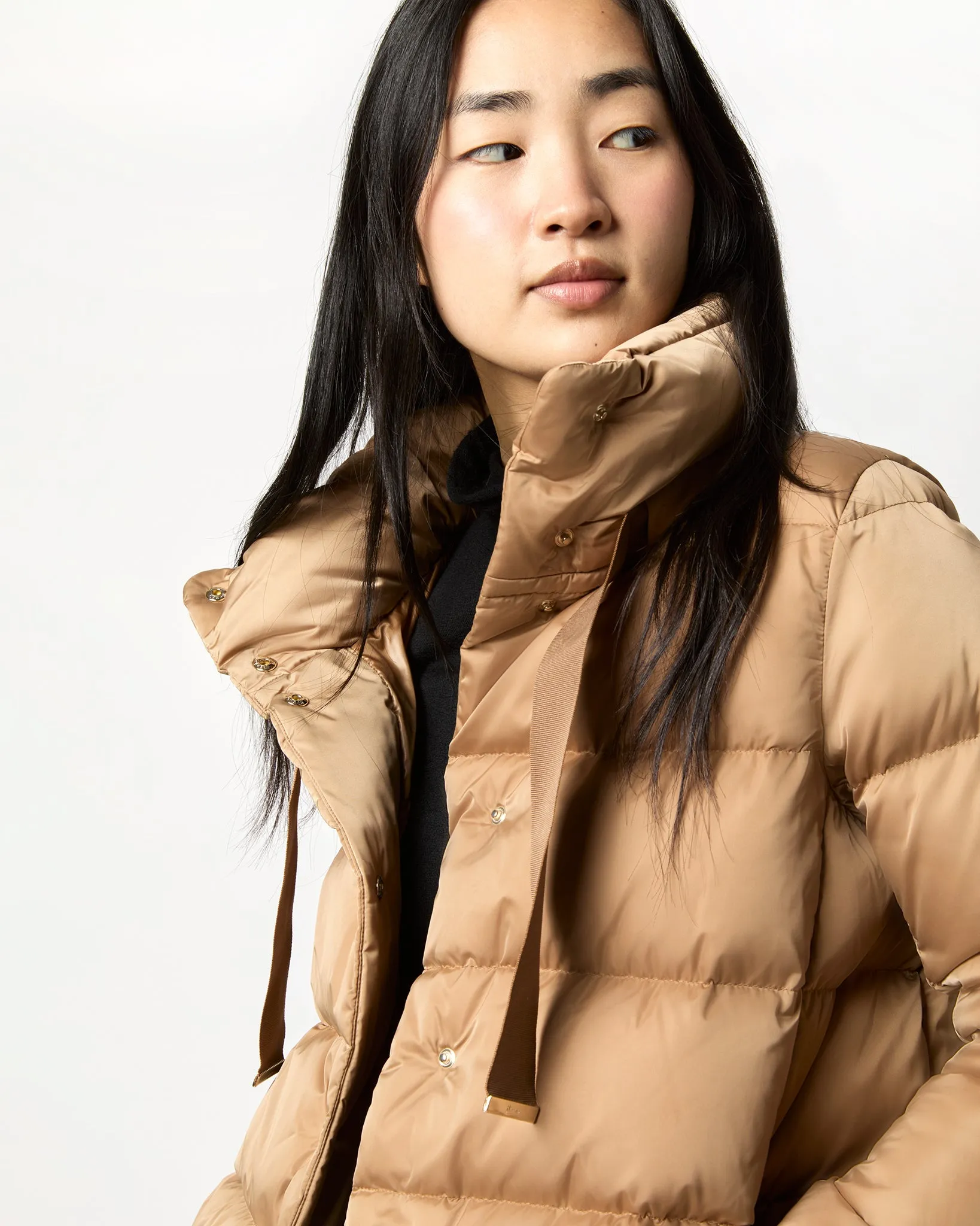 Sateen Nylon Short Jacket in Camel